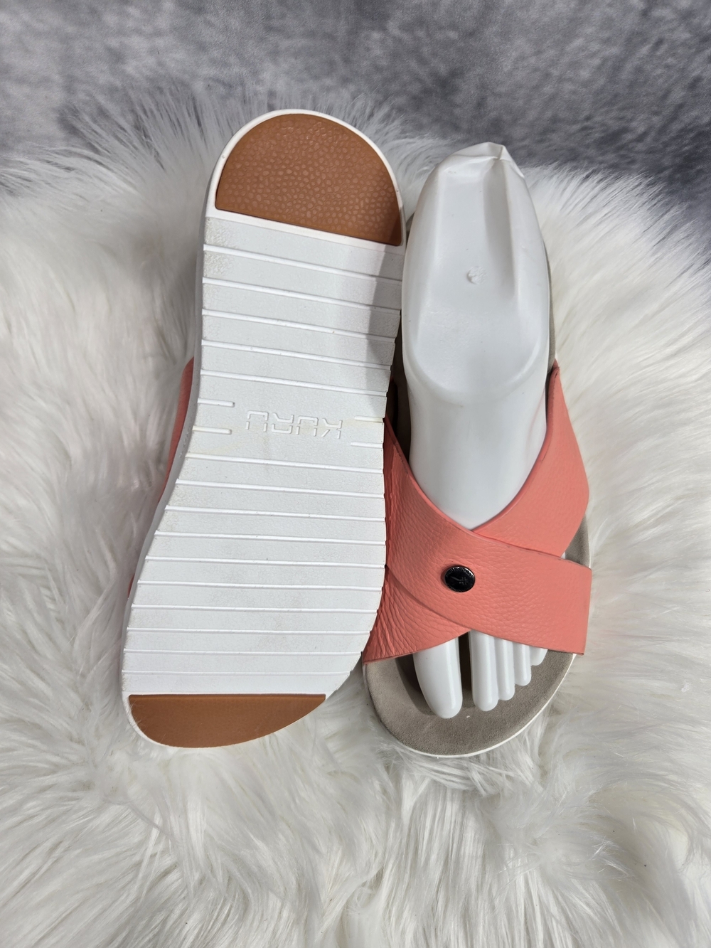 KURU Breeze Supportive Slide Sandals in a coral or mineral-colored leather - Picture 4 of 6